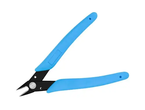 Blue clippers for nail skin