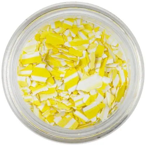 Randomly shaped confetti flakes – white-yellow with stripes
