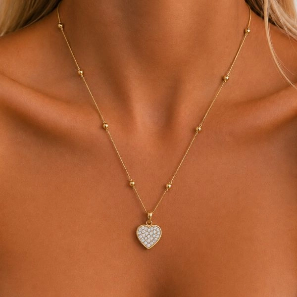 Necklace with heart