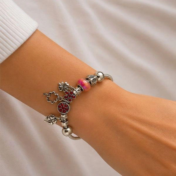 Bracelet with pendants